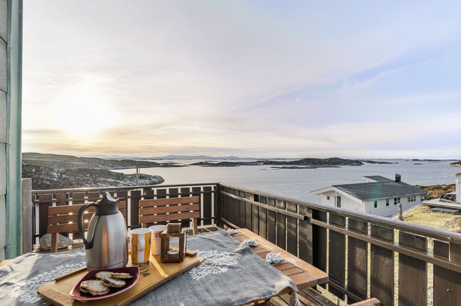 Fritidseiendom med idyllisk beliggenhet på Avløys, Frøya Galleribilde