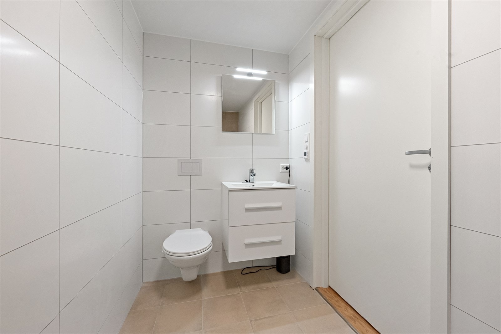 Helfliset bad/vaskerom Galleribilde