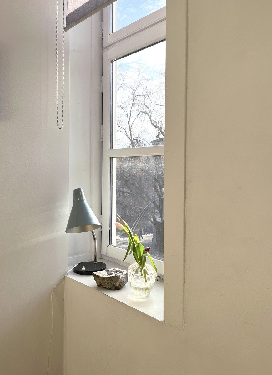 Formiddagslyset i soverommet Galleribilde