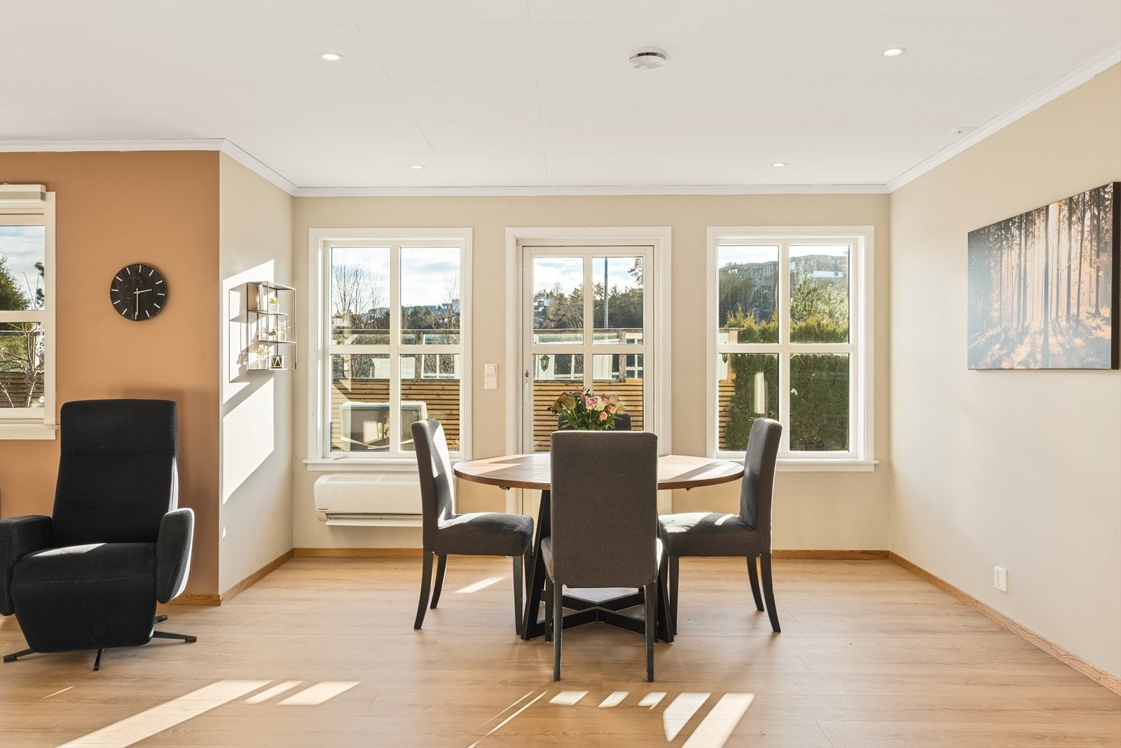 Velkommen inn i hjertet av boligen - nemlig stuen. Galleribilde