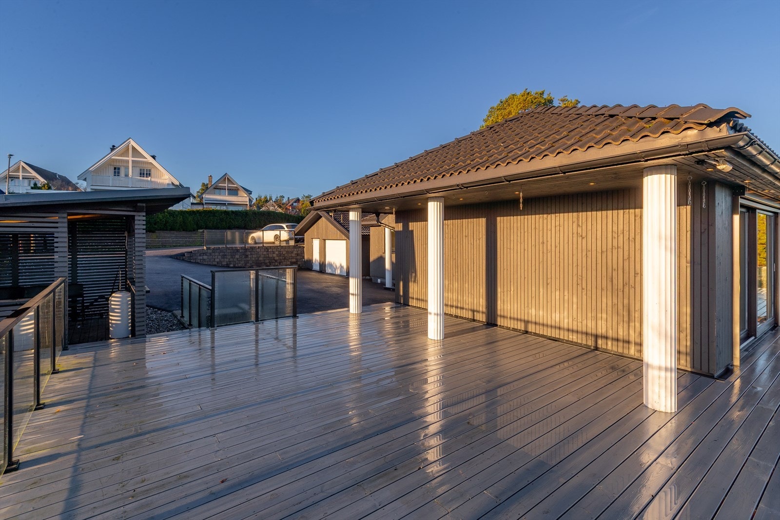 Grillstue i tilknytning til veranda Galleribilde