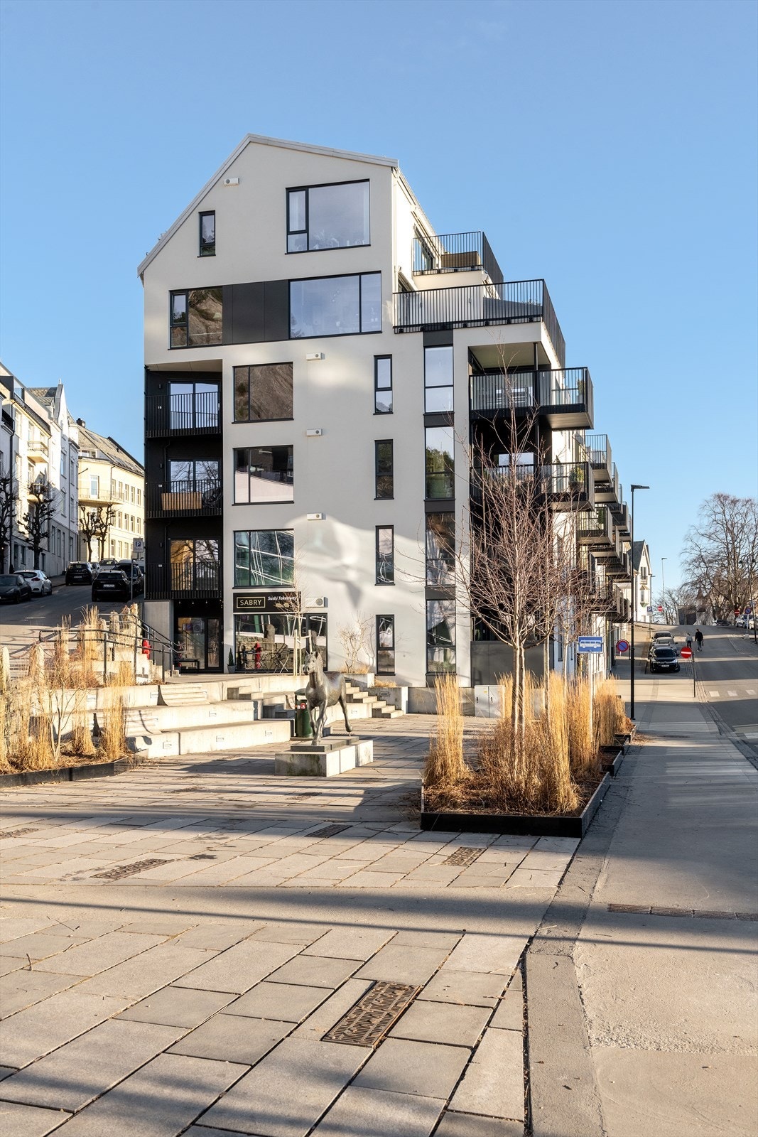 Pent opparbeidet rundt eiendommen Galleribilde