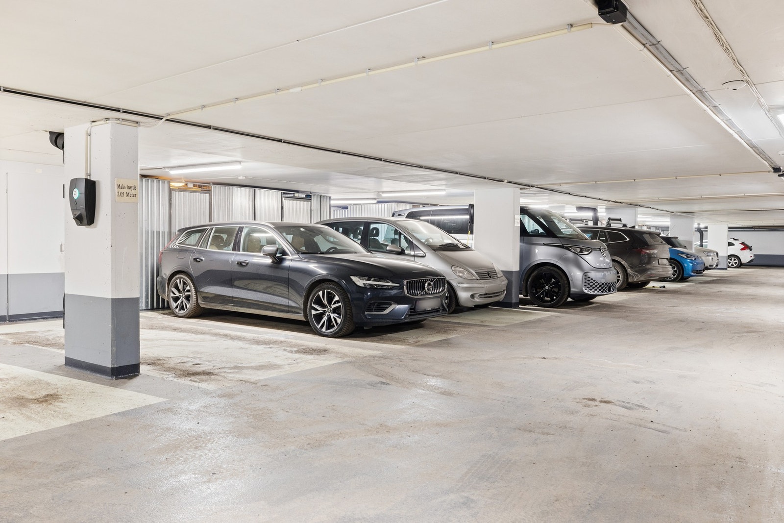 Det medfølger en tinglyst garasjeplass med el-lader Galleribilde