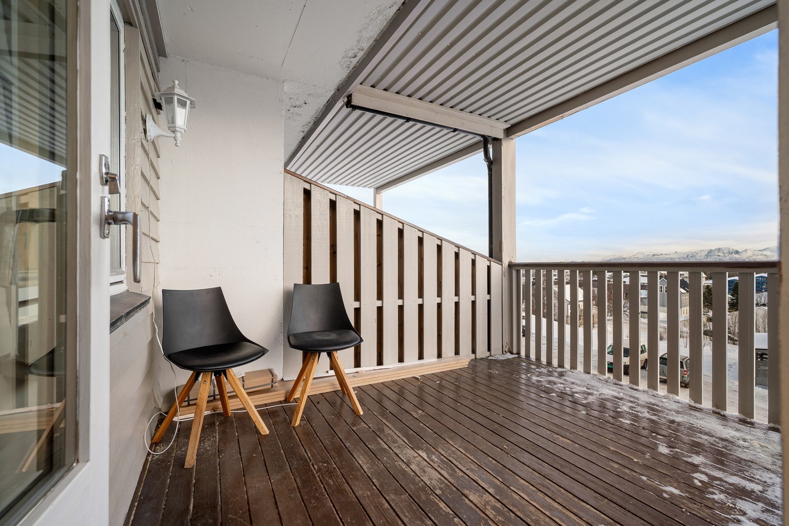 Leiligheten ligger sentralt til rett ved Amfi Kanebogen og Kanebogen skole Galleribilde