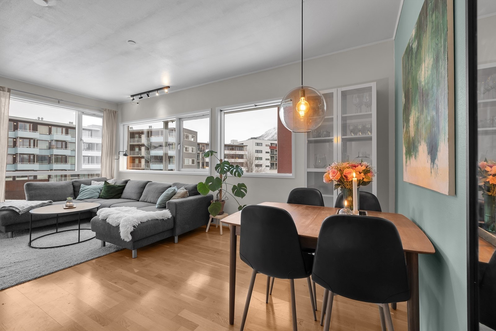 Hjem Eiendomsmegling v/ eiendomsmegler Robin I. Martinsen presenterer Hjalmar Johansens gate 105! Galleribilde