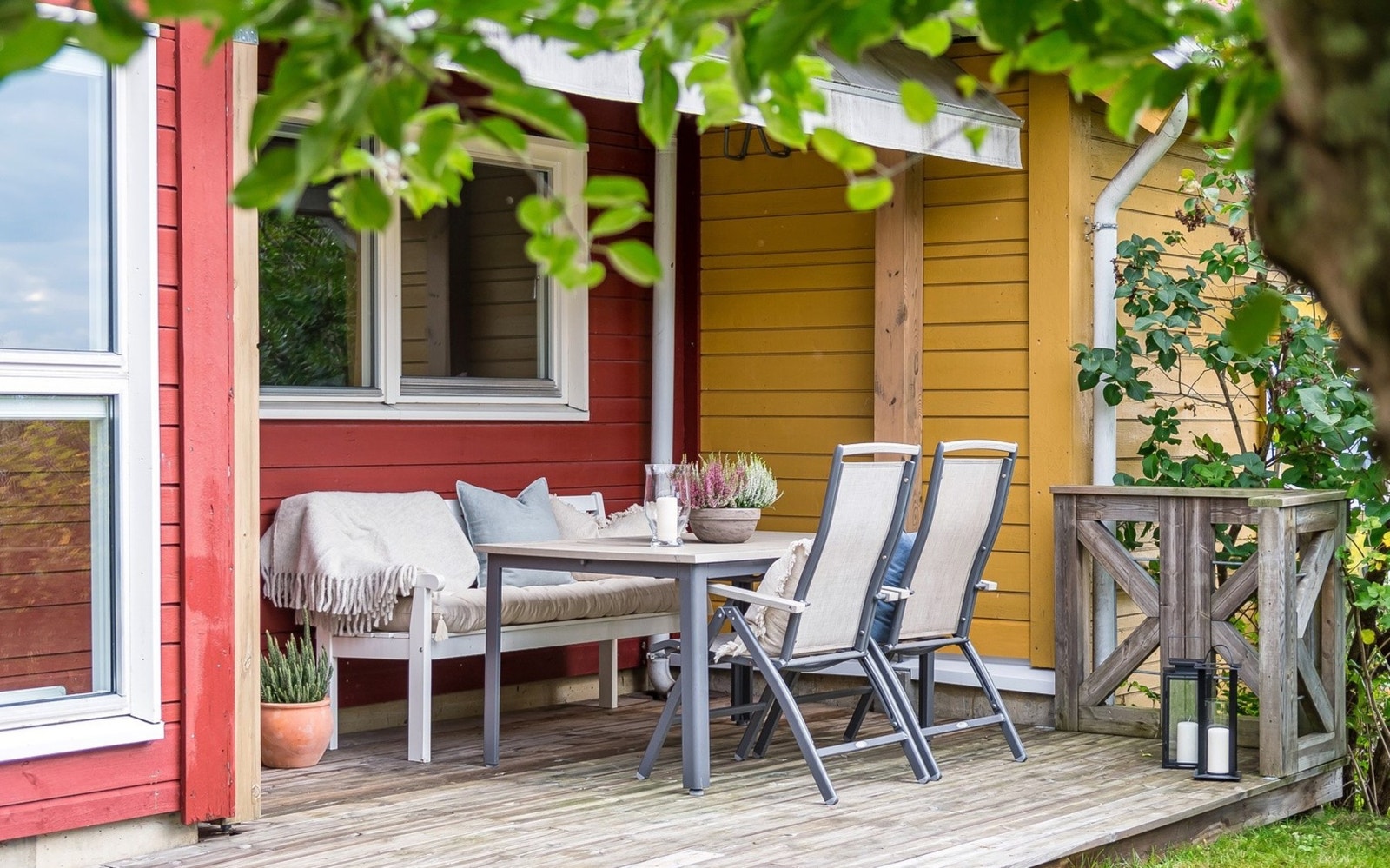 Detalj - sommerbilde. Galleribilde