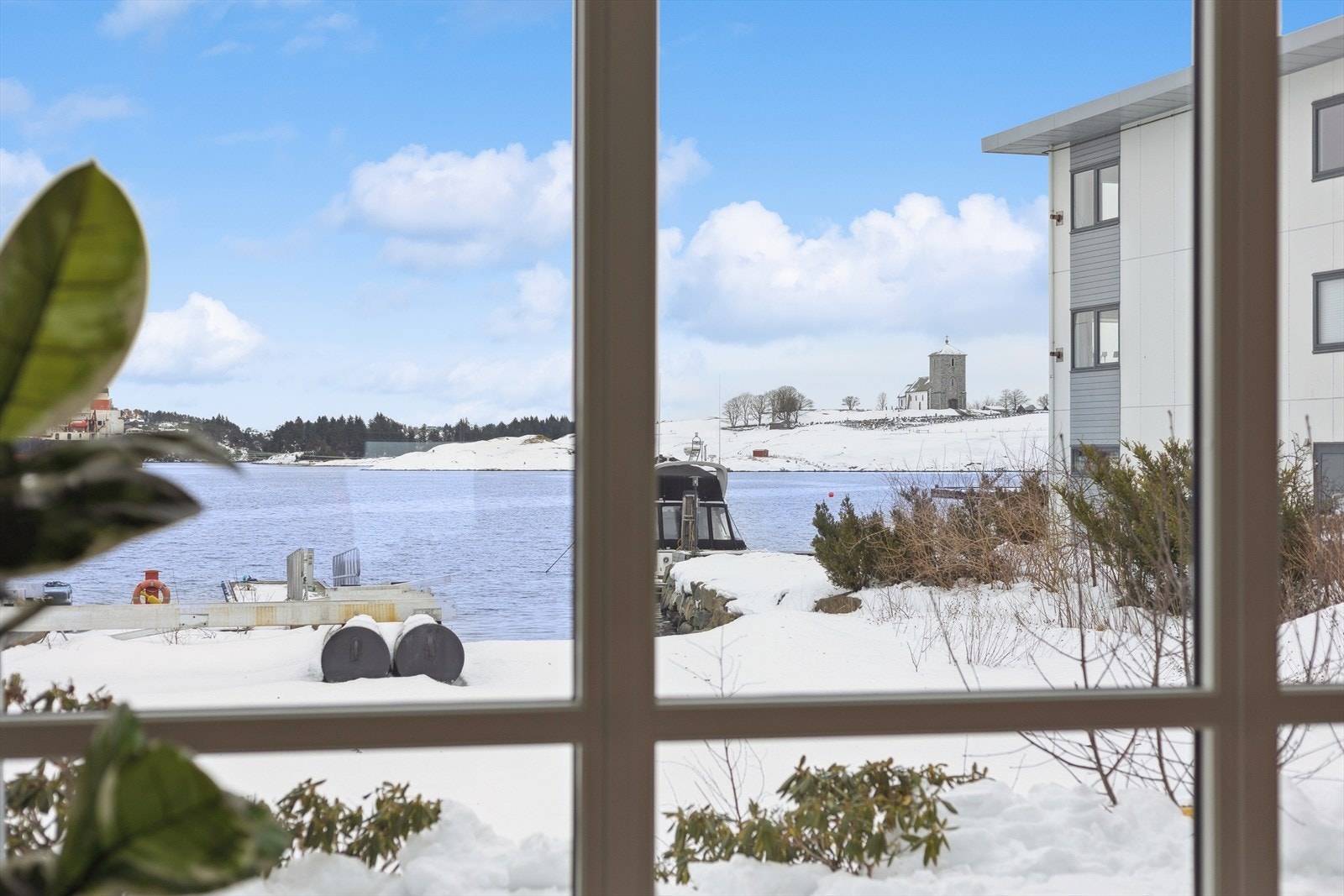 Utsikt fra Bøvågen. Galleribilde