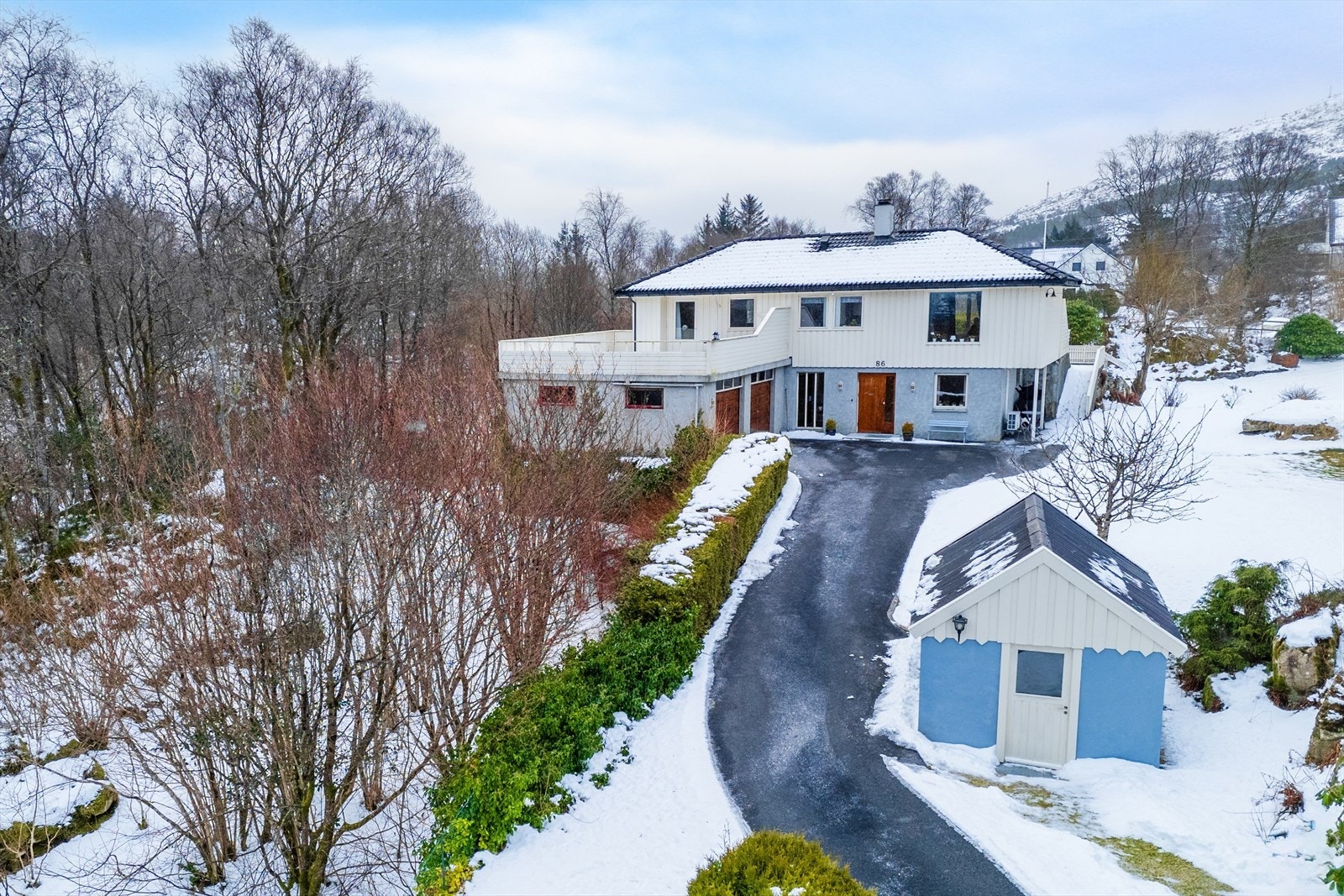 Eiendomsmegler Thomas T. Waardal har gleden av å invitere til visning i Ekrhovdvegen 86. Galleribilde