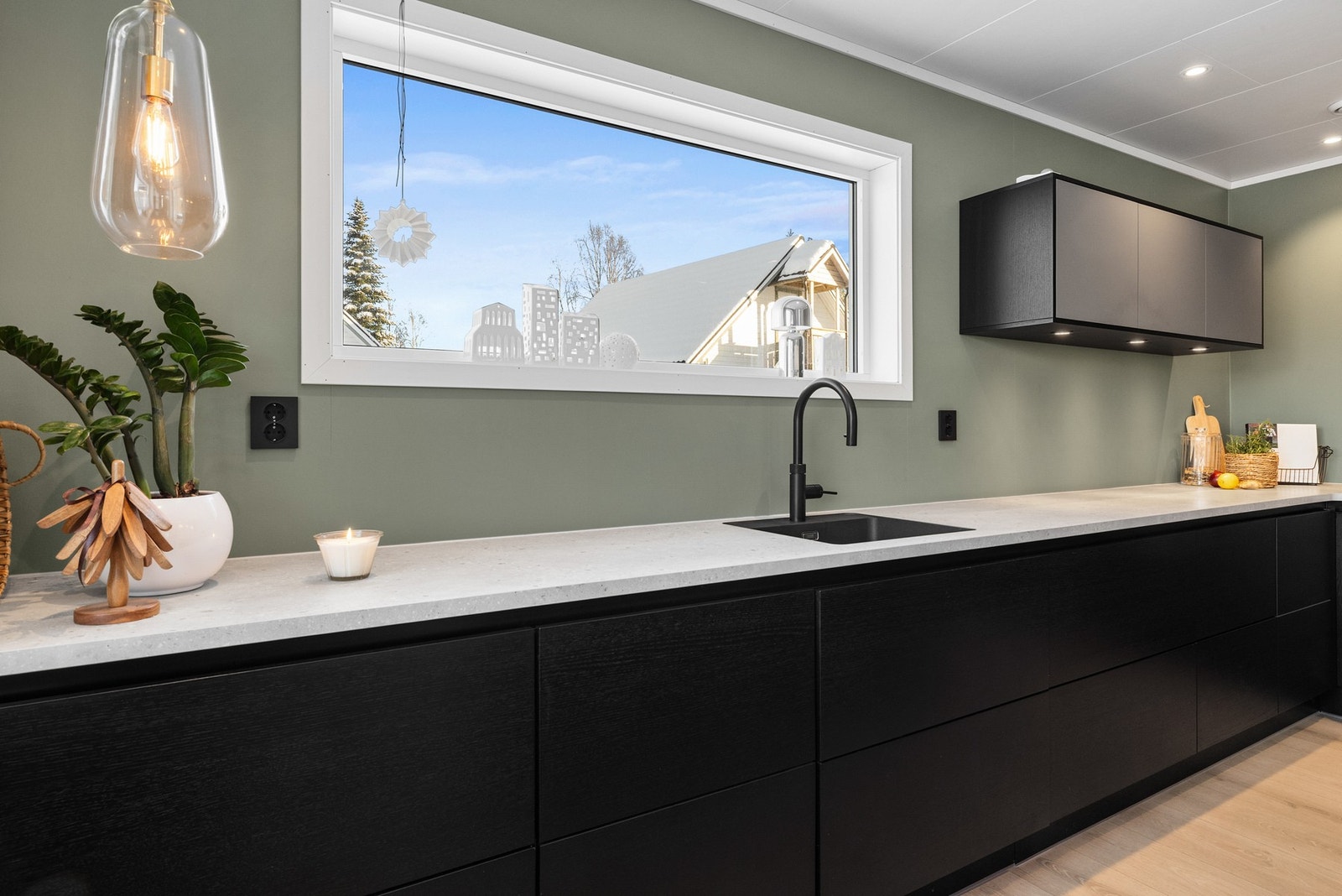 Integrert Quooker gir umiddelbar tilgang til kokende vann, ekte hverdagsluksus! Galleribilde