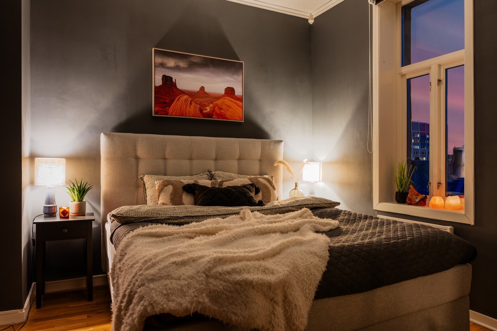 Soverom nummer to er av god størrelse. Merk at dette rommet ikke er godkjent som soverom - se salgsoppgave for ytterligere informasjon. Galleribilde