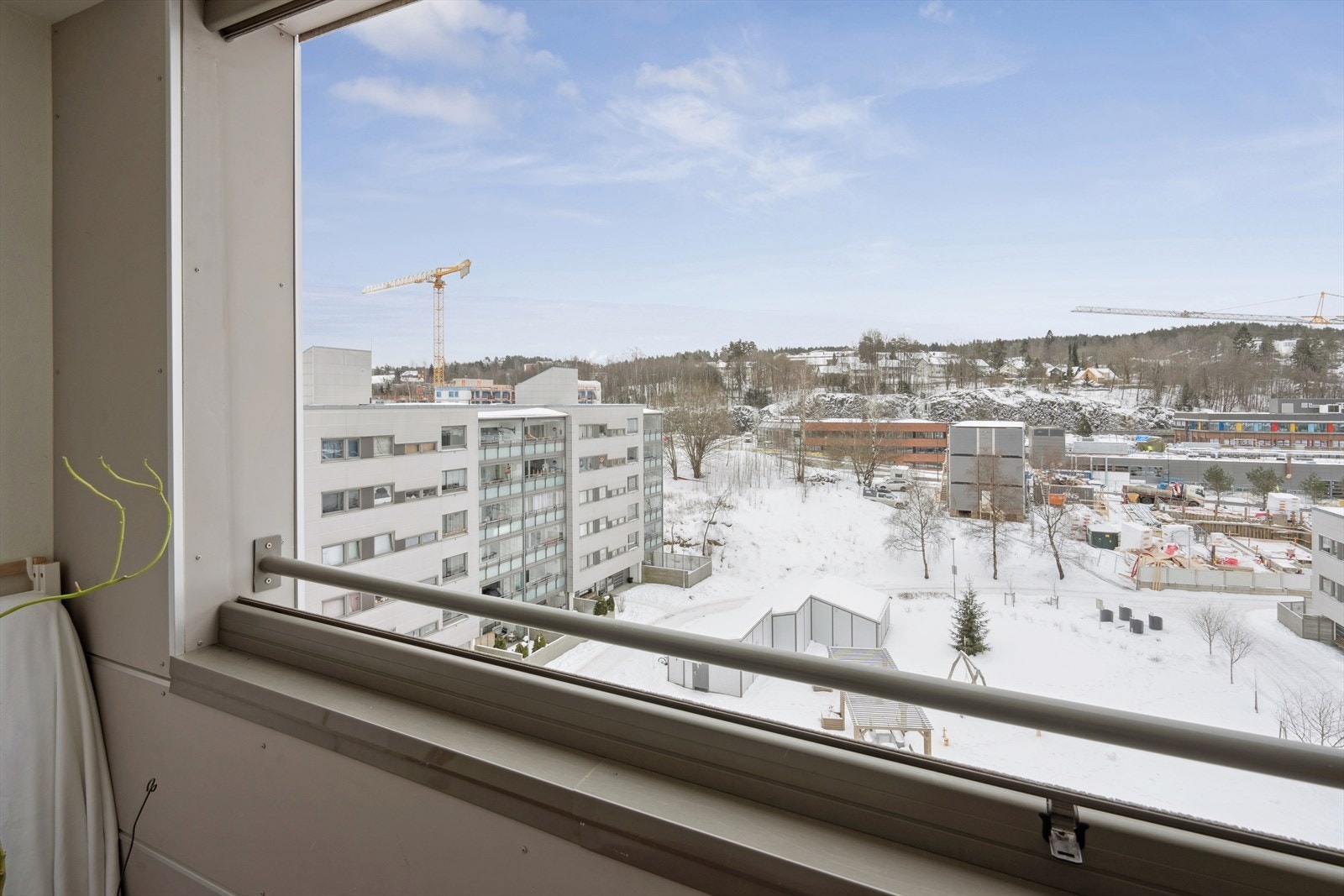 Eiendommen ligger i et veletablert og attraktivt område på Furuset. Galleribilde