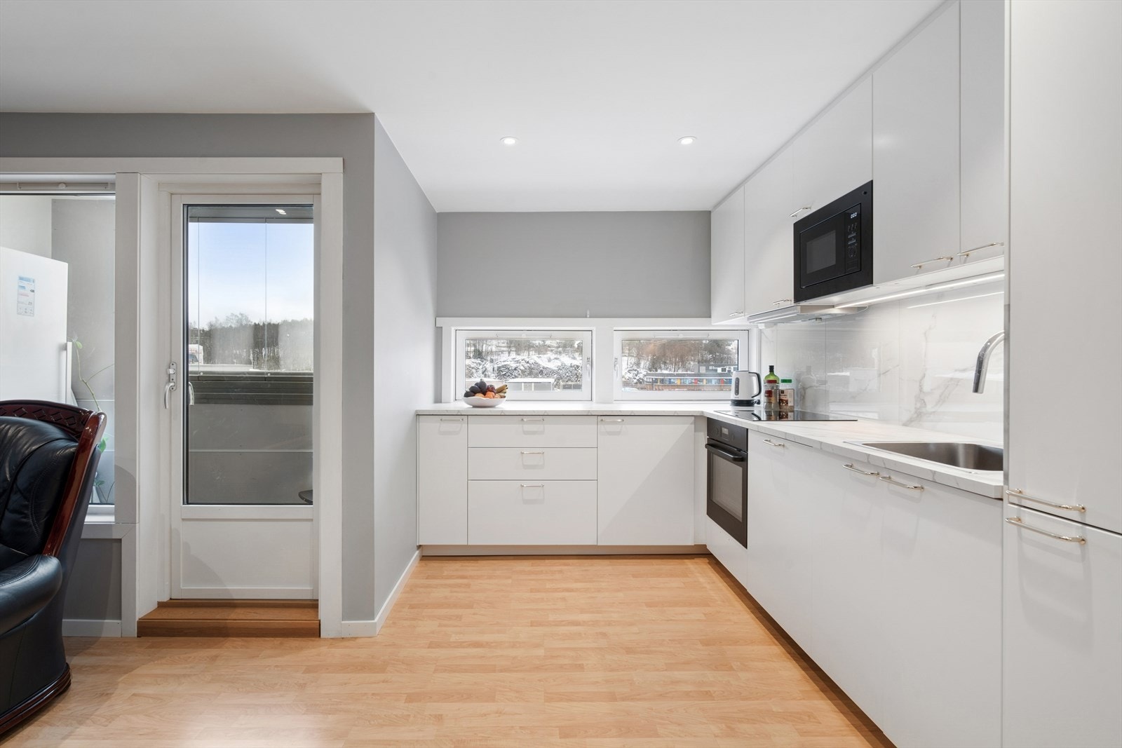 Vedr. hvitevarer se pkt. "løsøre og tilbehør" i salgsoppgaven. Galleribilde