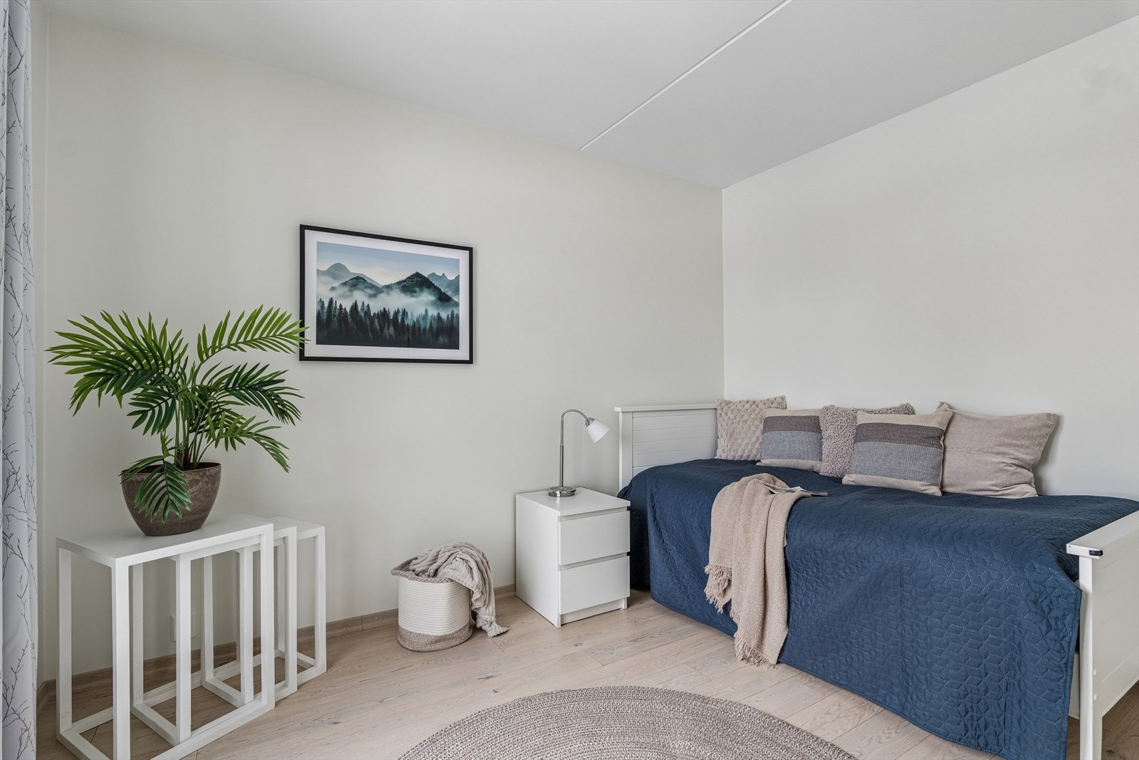 Soverom - Her er det plass til garderobeskap. Galleribilde