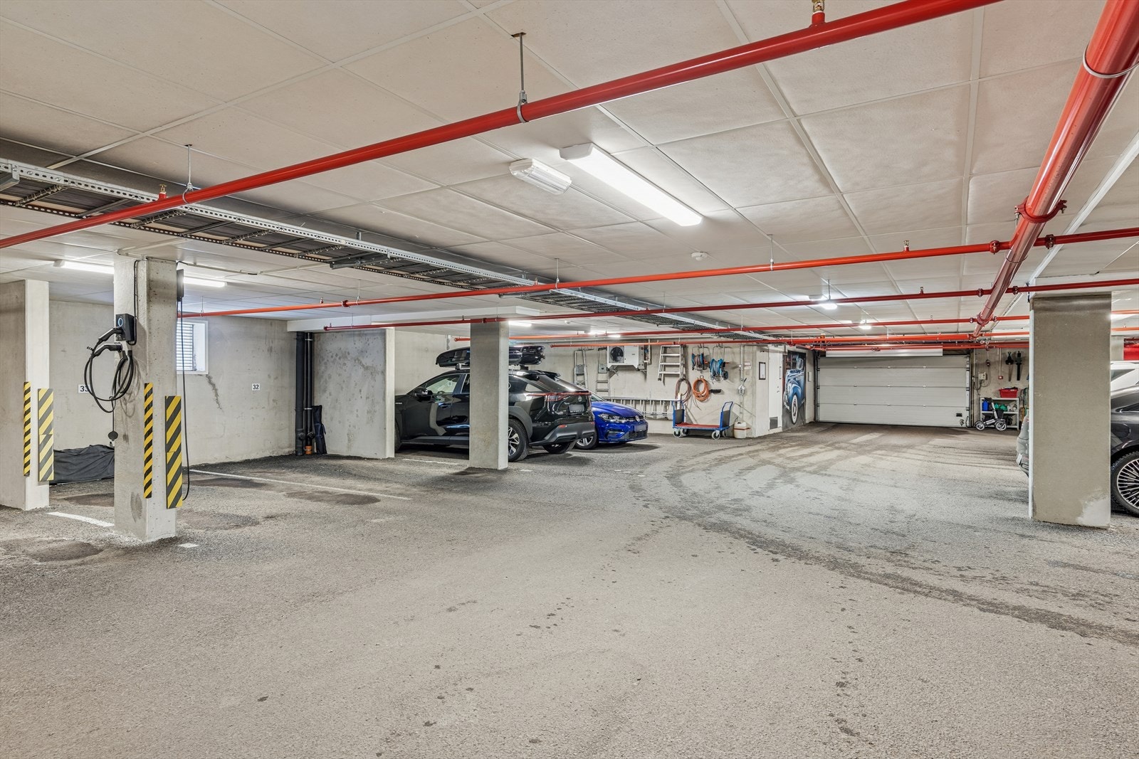 Garasjeplass nr 32 medfølger. Galleribilde