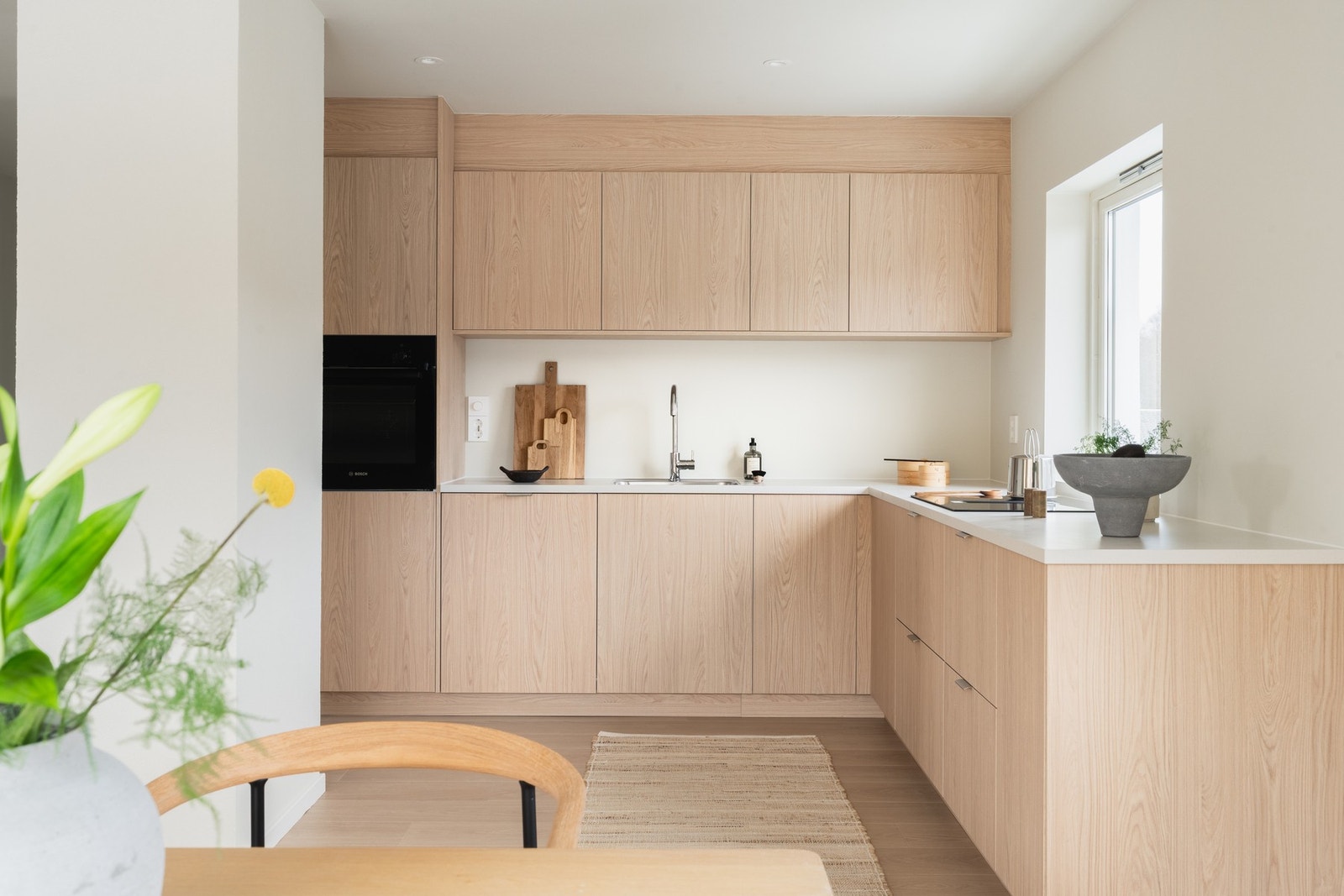 Kjøkkeninnredningen er levert av Drømmekjøkkenet. Galleribilde