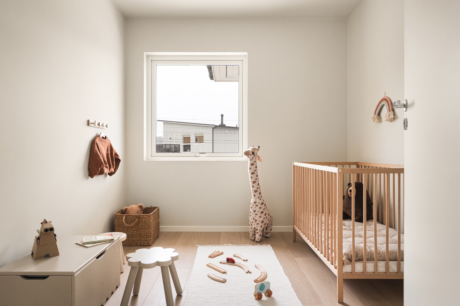 Etasjen sitt siste soverom måles til 7,3 kvm. Galleribilde