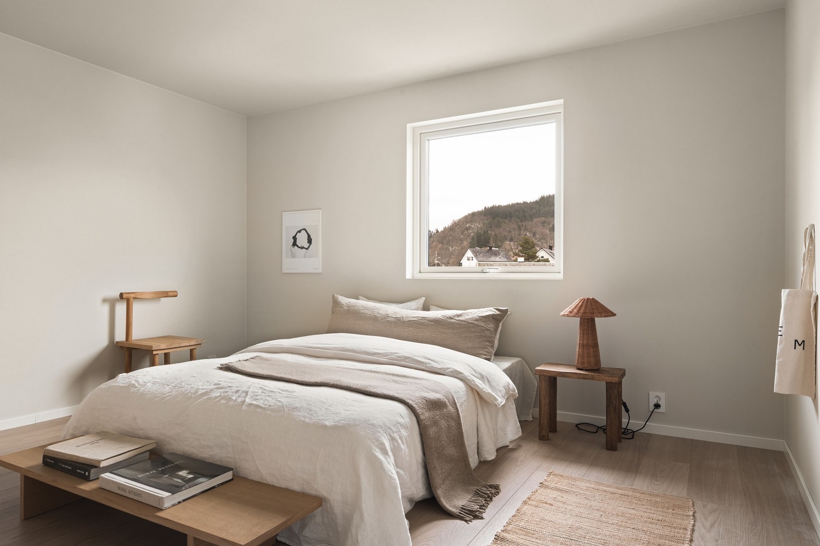 I etasjen er det tre soverom av god størrelse. Galleribilde