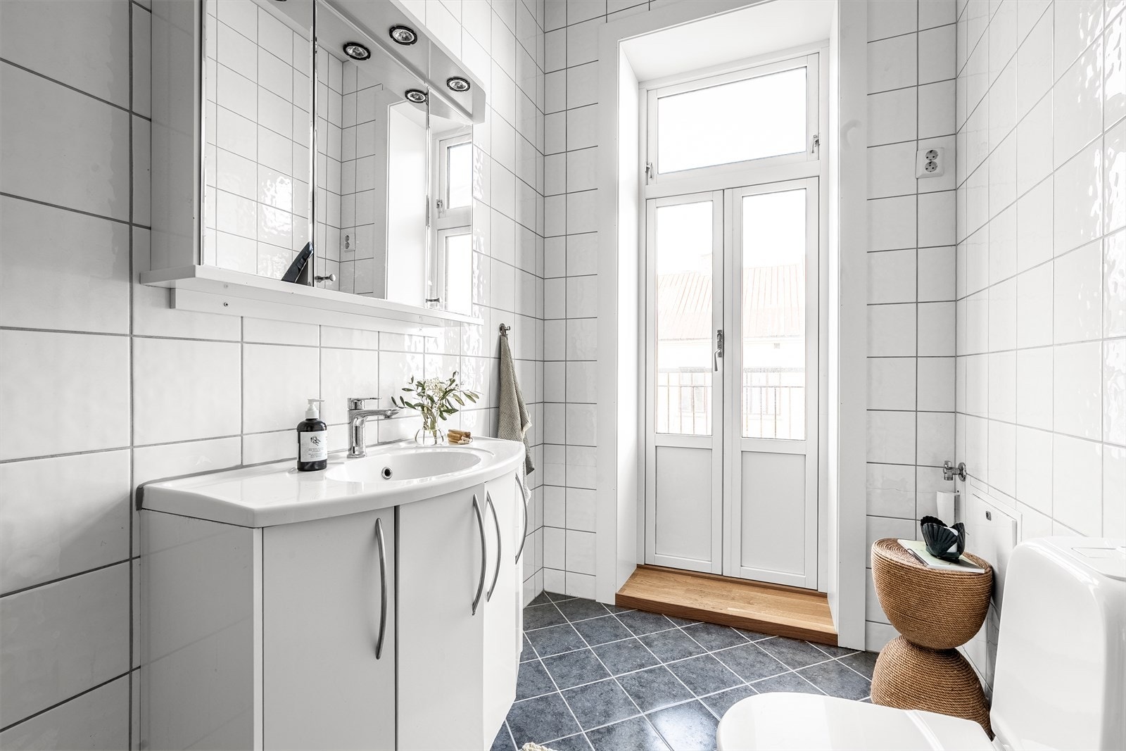 Helfliset baderom. Galleribilde