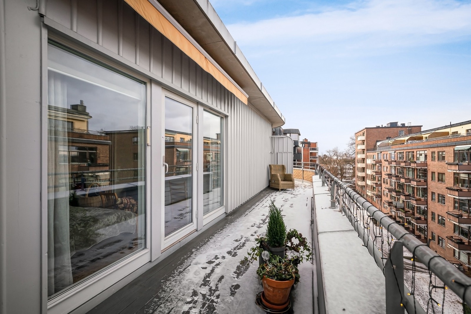 Sjeldent mye terrasse med flere soner. Galleribilde