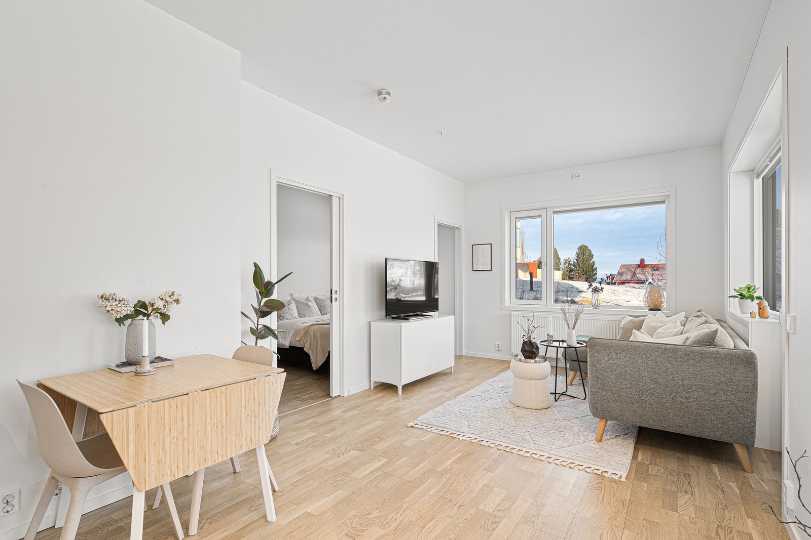 Leiligheten holder en særdeles god standard som gjenspeiles i tilstandsrapporten meg TG0/TG1 på alle punkt. Galleribilde