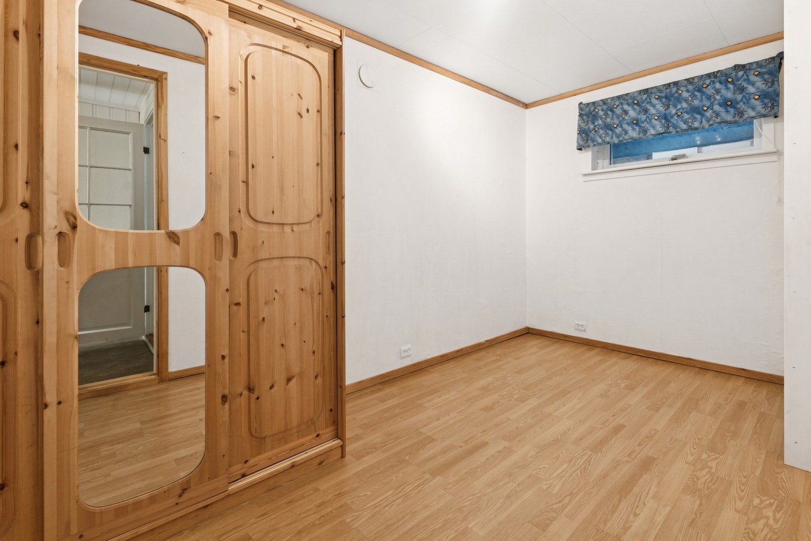 Bod i kjeller. Galleribilde