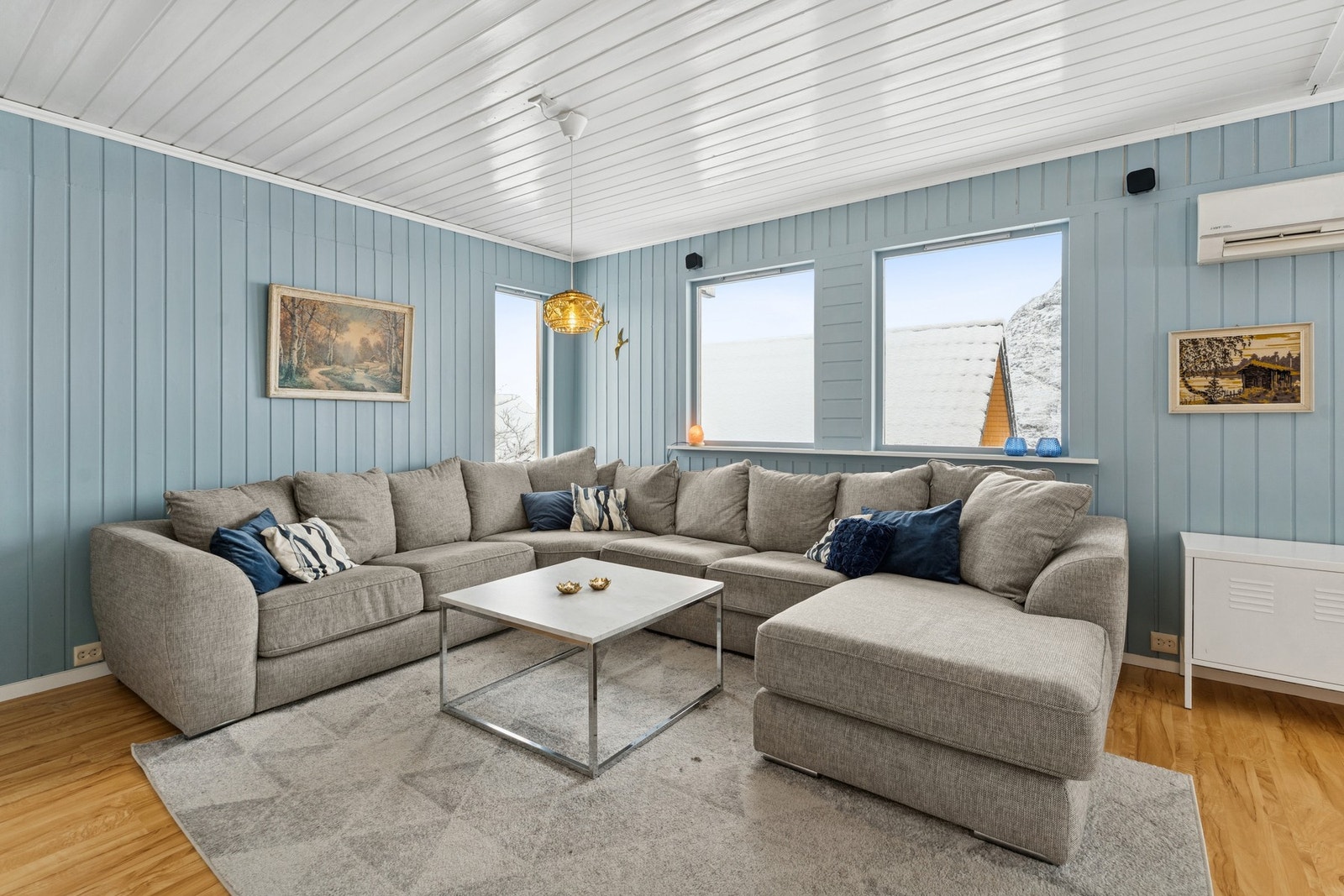 Lys og flott stue. Galleribilde