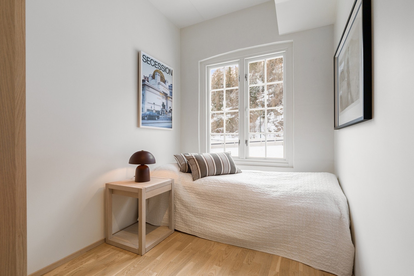 Dagens eier har benyttet dette som et gjesterom. Galleribilde