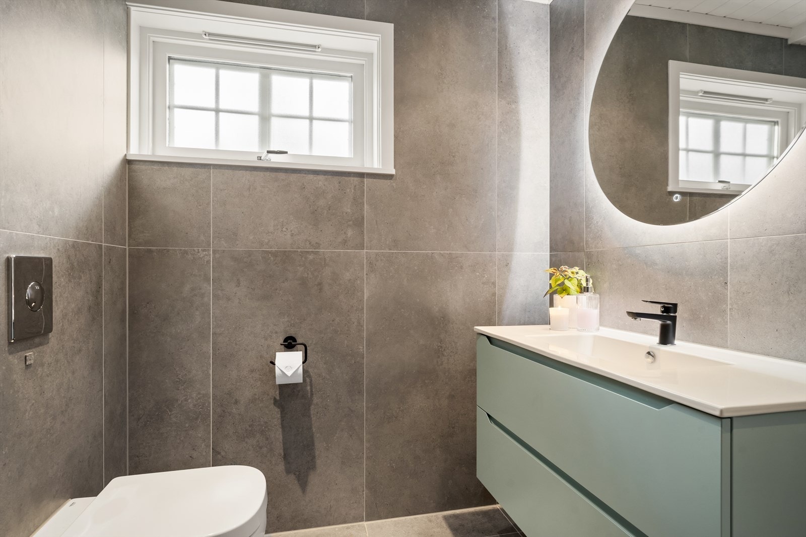 Vannbåren gulvvarme og moderne detaljer. Galleribilde