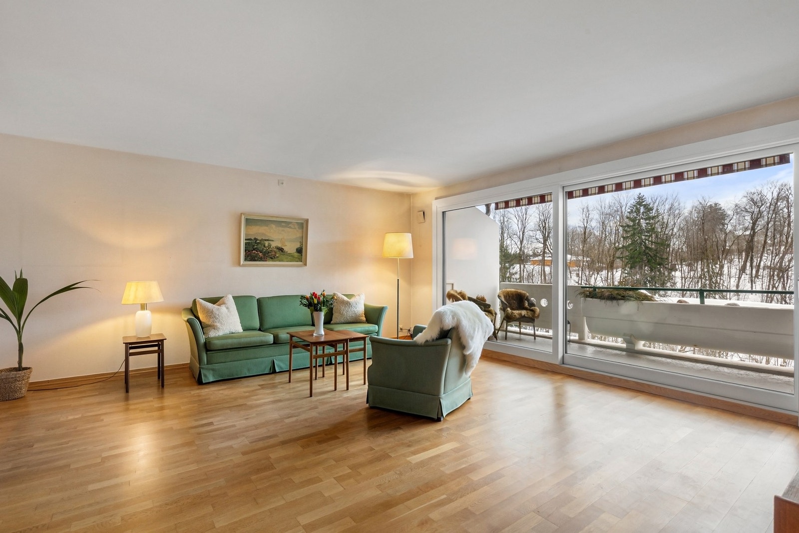 Vinduer og verandadører ble byttet i 2024. Galleribilde