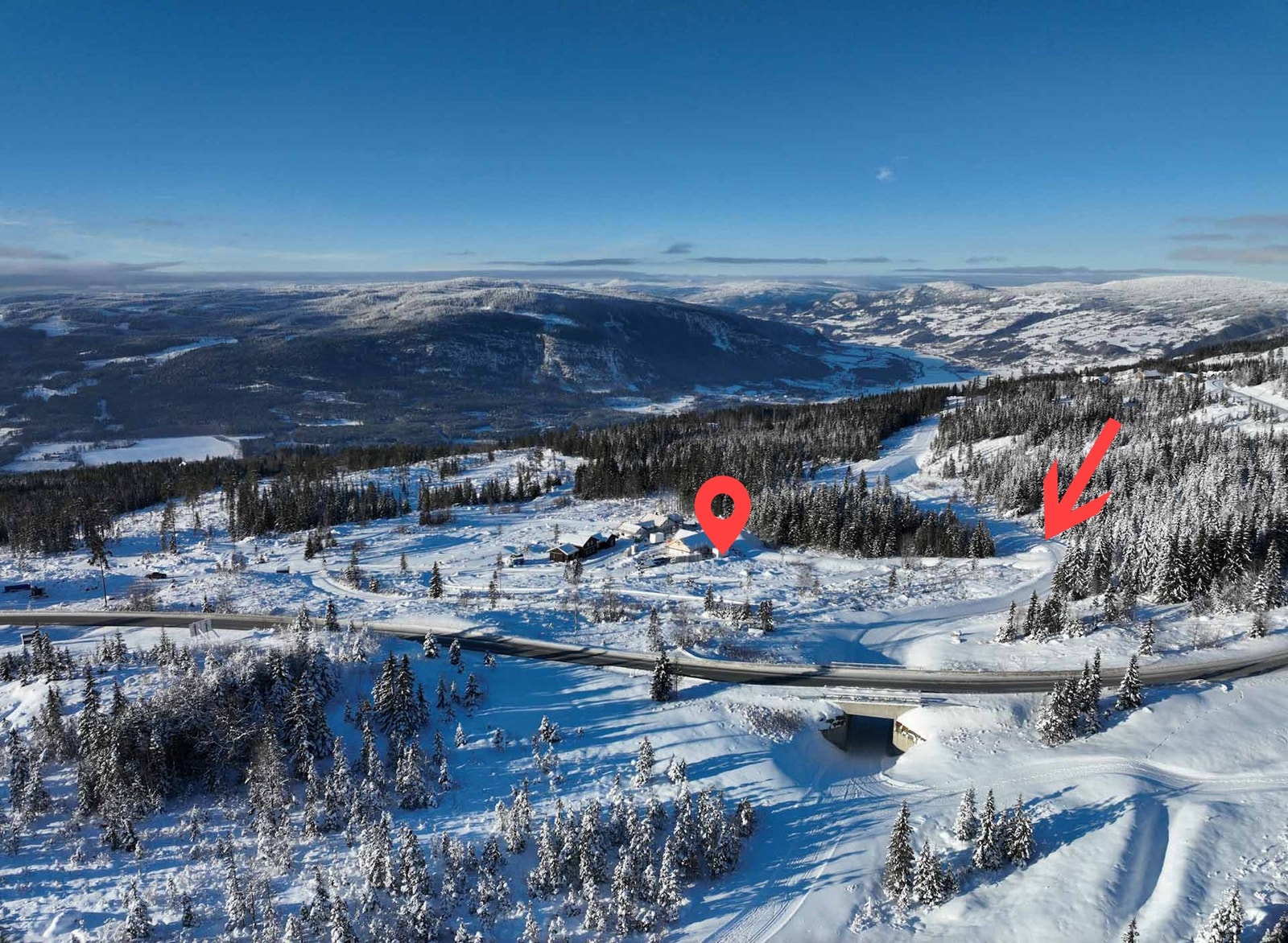 Her ser man også kulvert for tilfartsløype rett ved tomtene Galleribilde