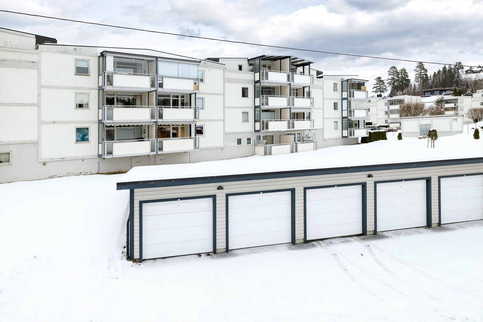 Leiligheten ligger i et etablert og rolig borettslag på Vesterntangen. Galleribilde