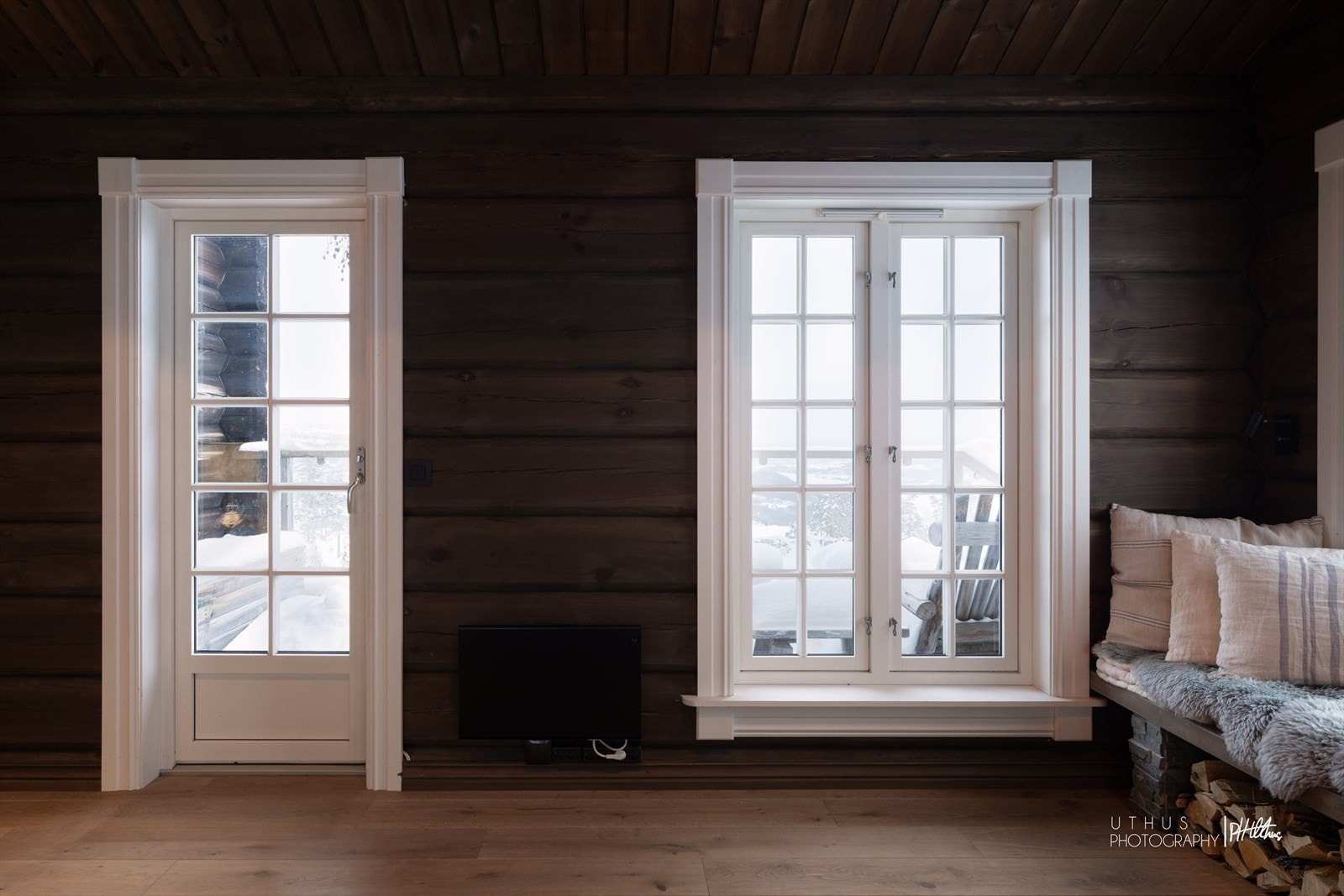 Fra stue er det adkomst til en sydøstvendt terrasse på ca 37 kvm Galleribilde