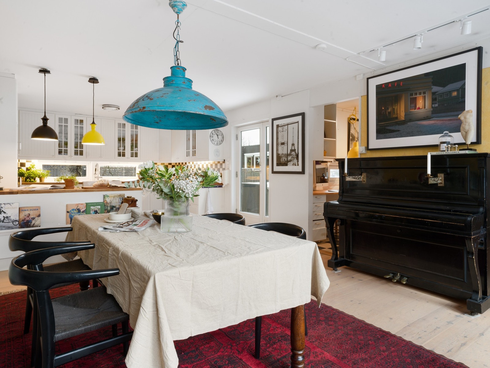 Spisestue. Galleribilde