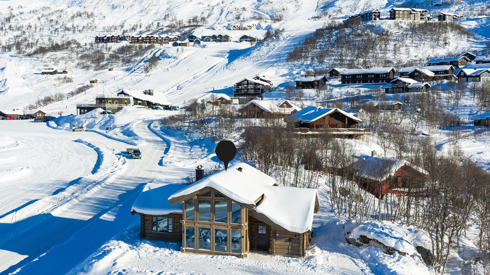 Umiddelbar nærhet til alpinanlegget med 13 preparerte skiløyper og 6 skitrekk samt eget barnetrekk/band Galleribilde