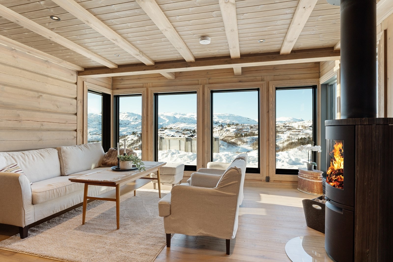 Påkostet og gjennomført hytte ferdigstilt i 2025 Galleribilde