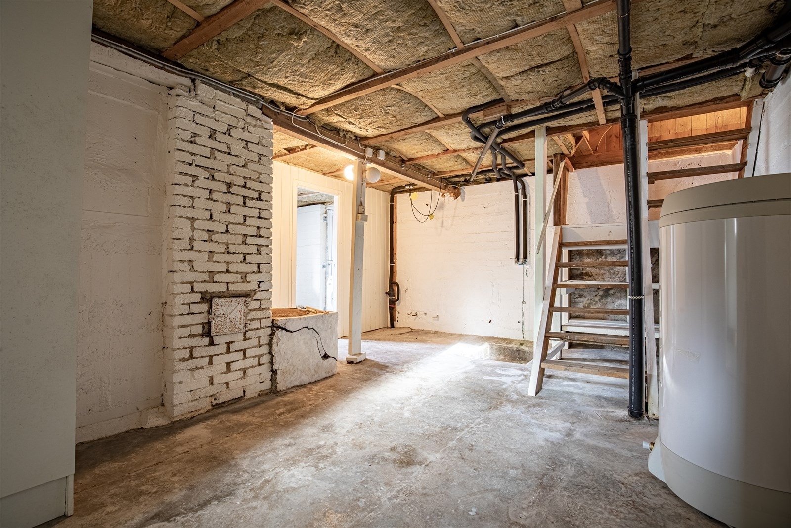 Kjeller som er både romslig og praktisk Galleribilde