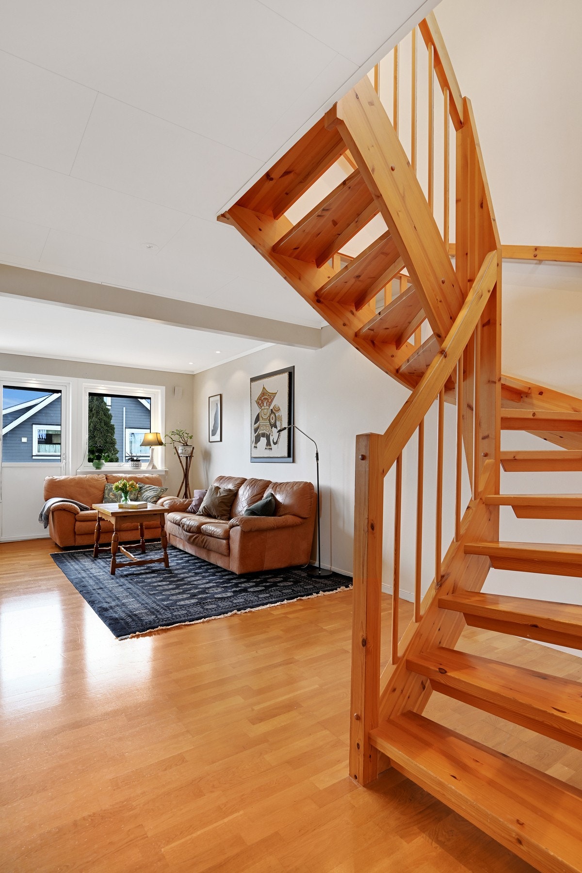 Da tar vi trappen opp til loftsetasjen Galleribilde