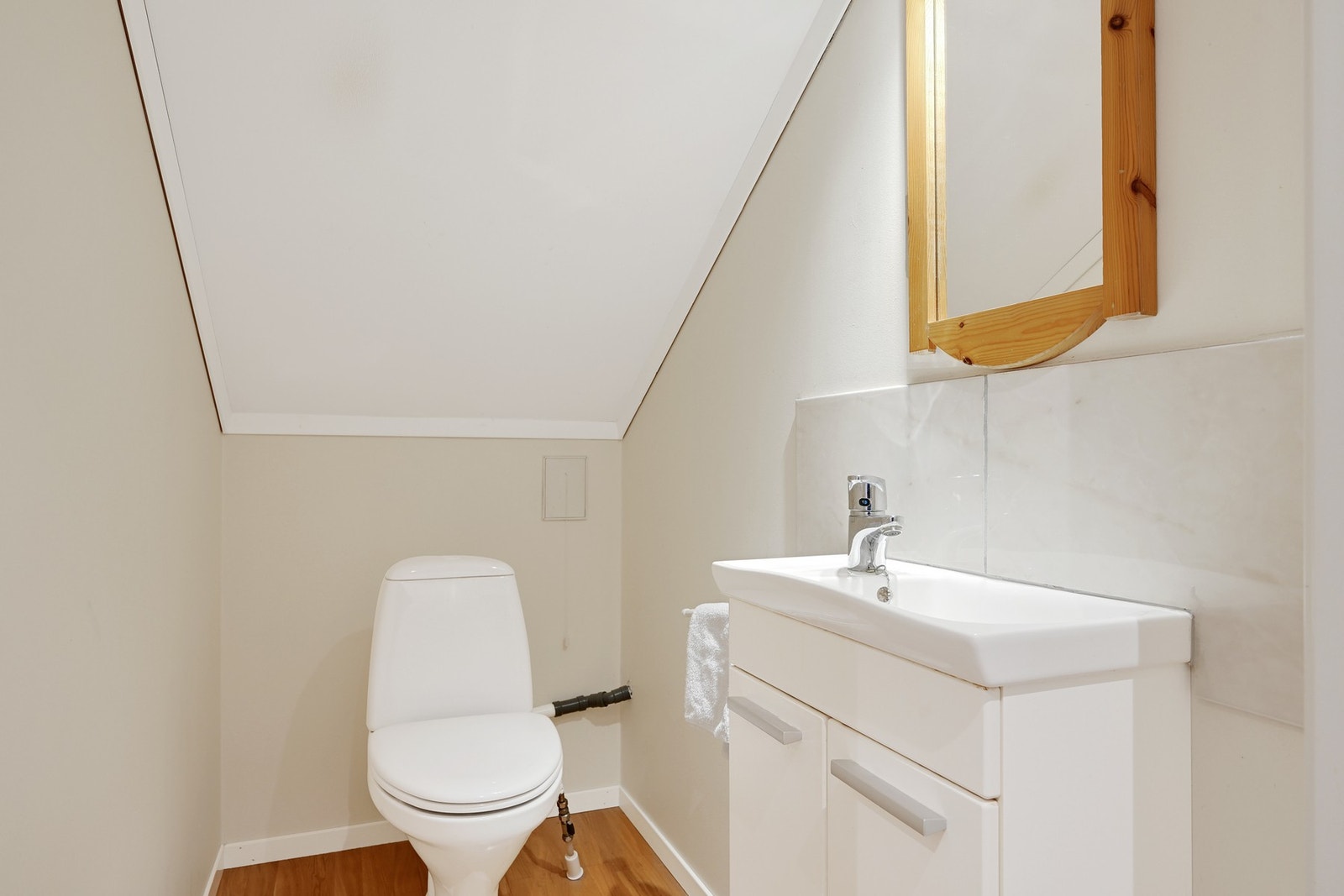 Wc-rom loftsetasje Galleribilde