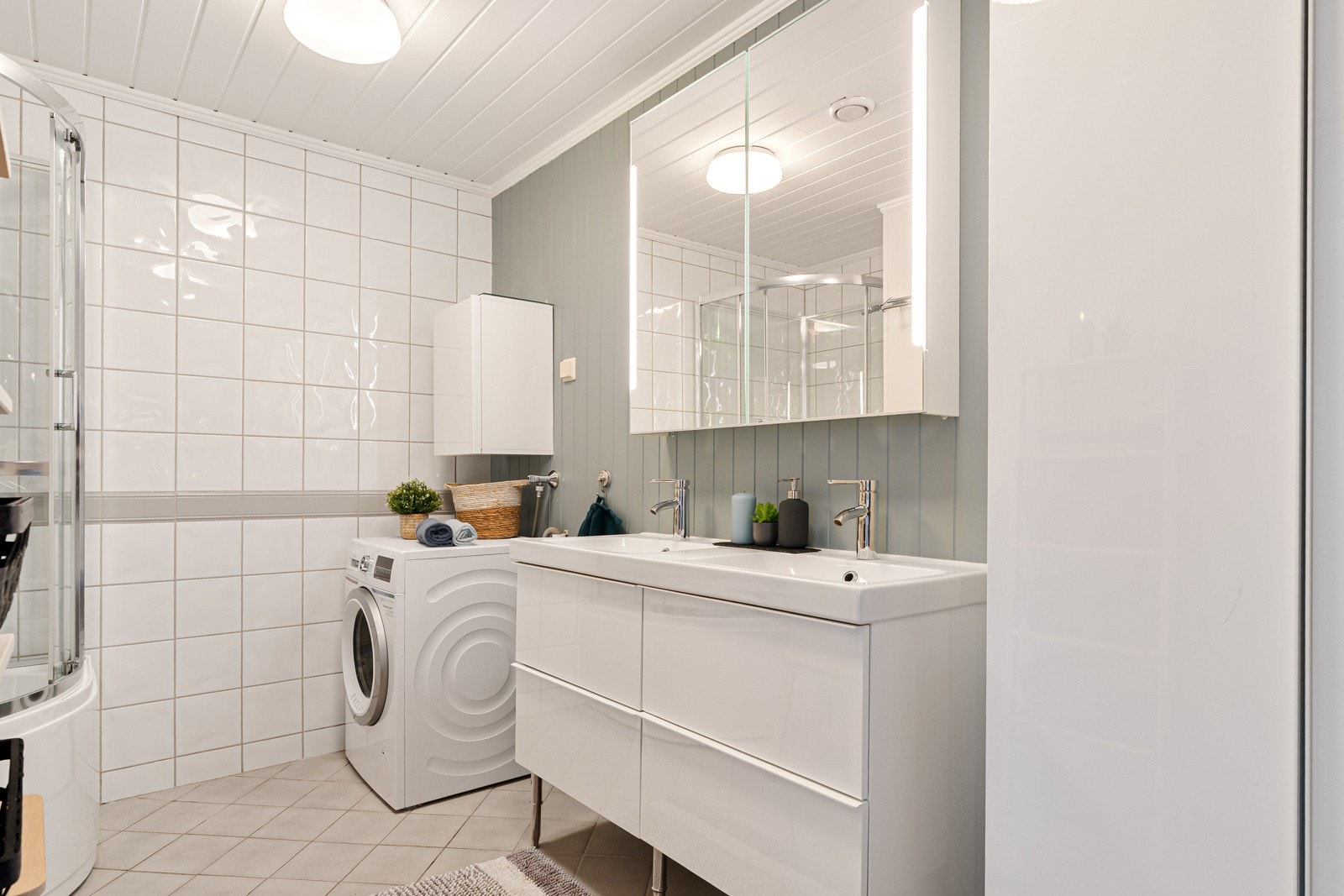 Opplegg for vaskemaskin. Galleribilde