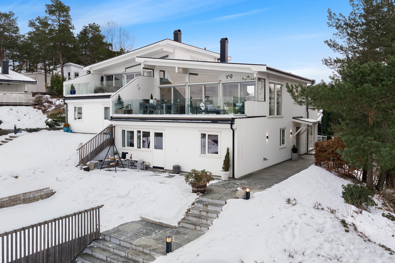 Med skog og mark rett utenfor døren ligger alt til rette for et aktivt friluftsliv. Galleribilde