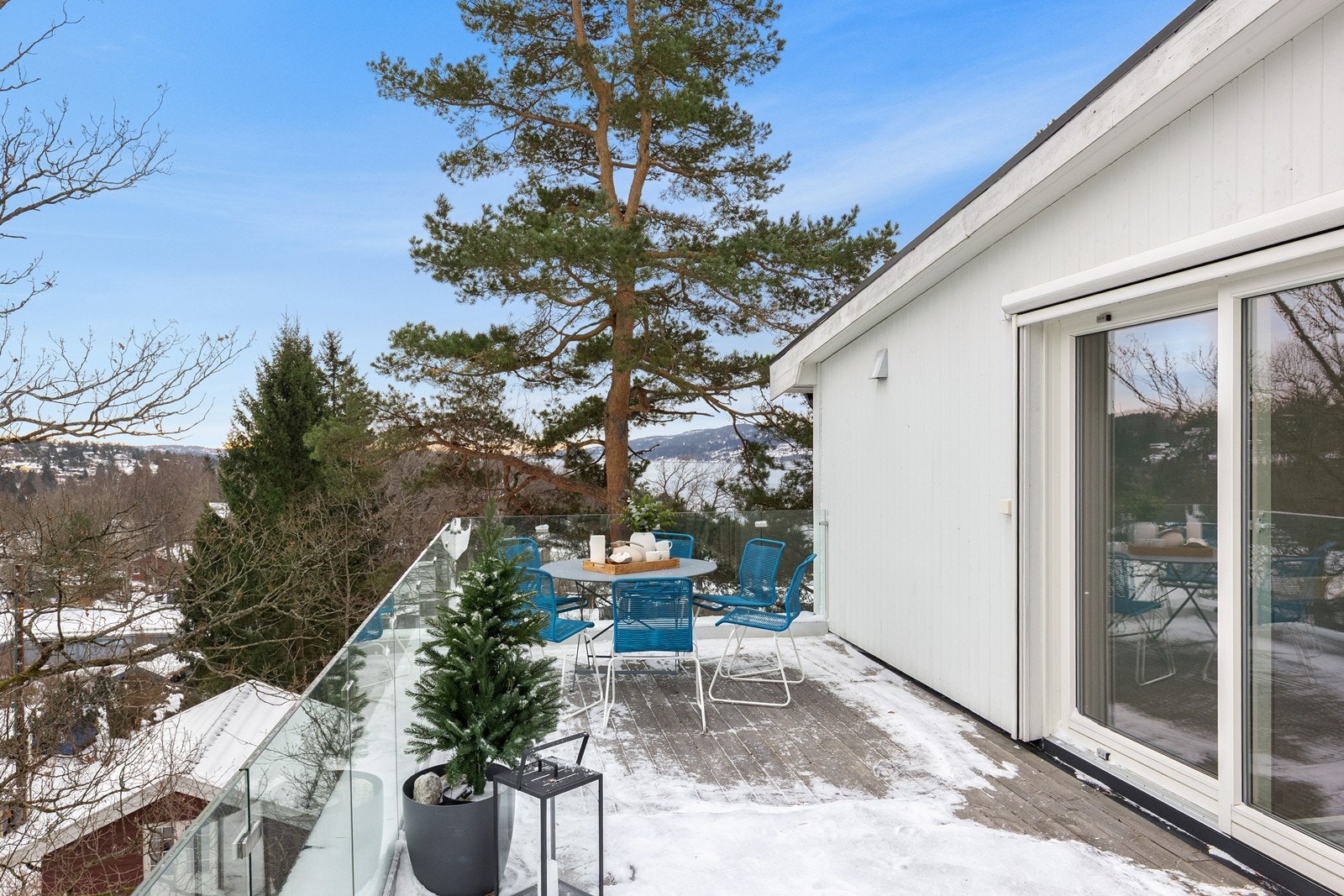 Uteplassene er designet for å nyte utsikten og omgivelsene fullt ut. Galleribilde