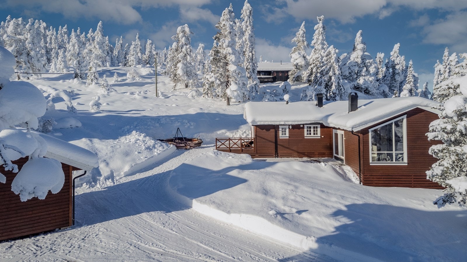 I nærområdet finnes et variert nett av turstier og skiløyper som gir enkel tilgang til flotte naturopplevelser. Galleribilde