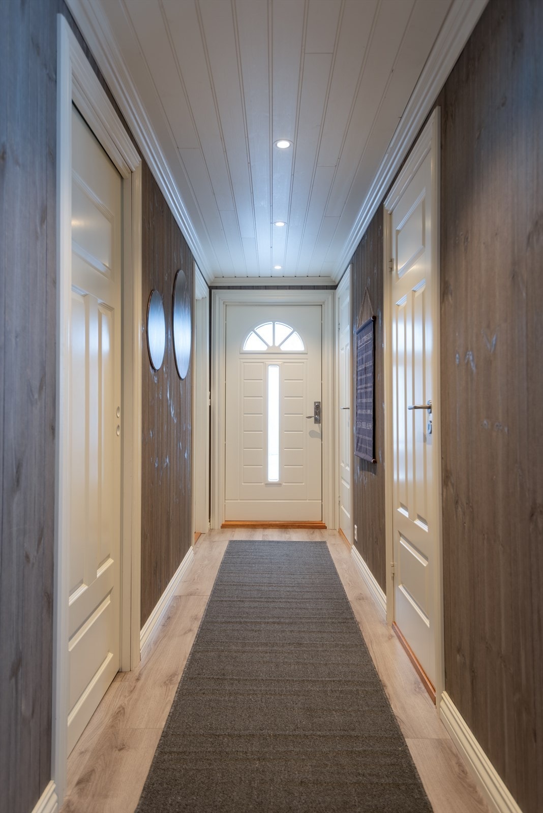 Allerede i inngangspartiet merker du at dette er en hytte som fungerer i praksis. Galleribilde