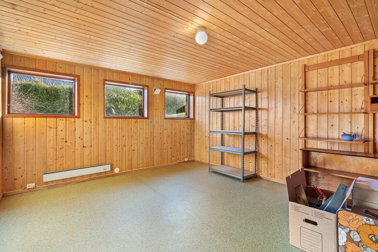 I kjelleren er det en stor kjellerstue. Galleribilde