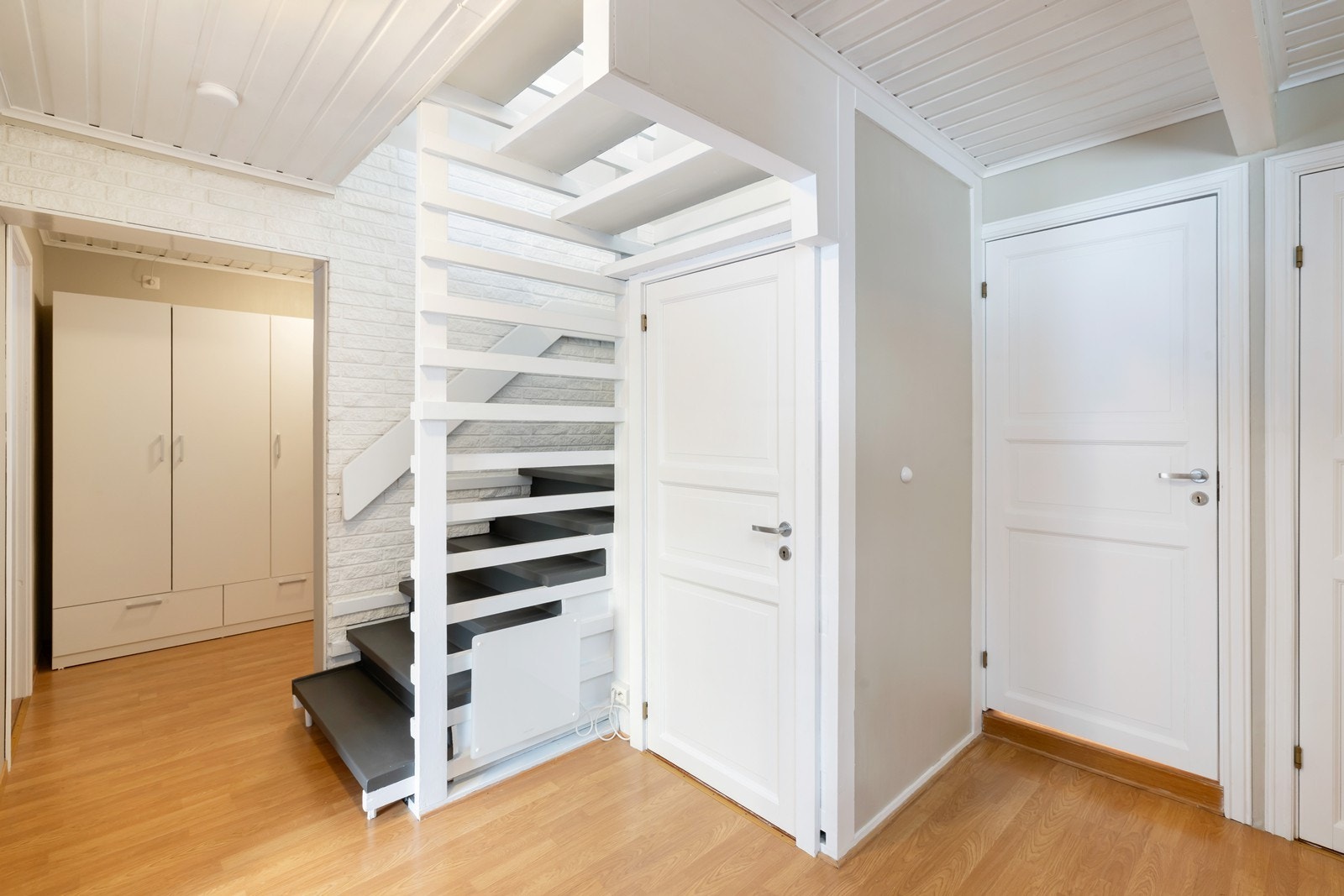 Trappegang underetasje Galleribilde