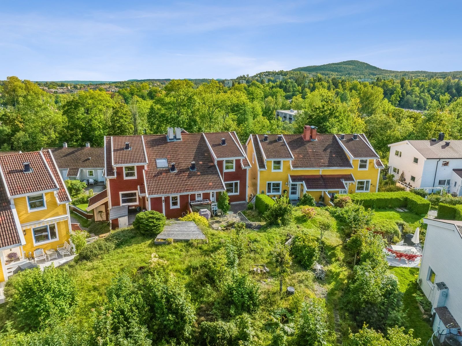 Boligene har midlertidig eksklusiv bruksrett til tilhørende uteareal som er naturlig avgrenset til seksjonen Galleribilde
