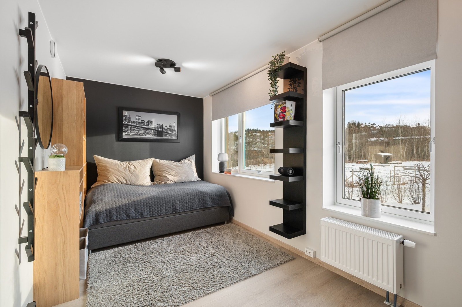 Soverom 3 er oppmålt til 12,2 kvadratmeter. Mulighet for å dele opp til to mindre rom. Galleribilde