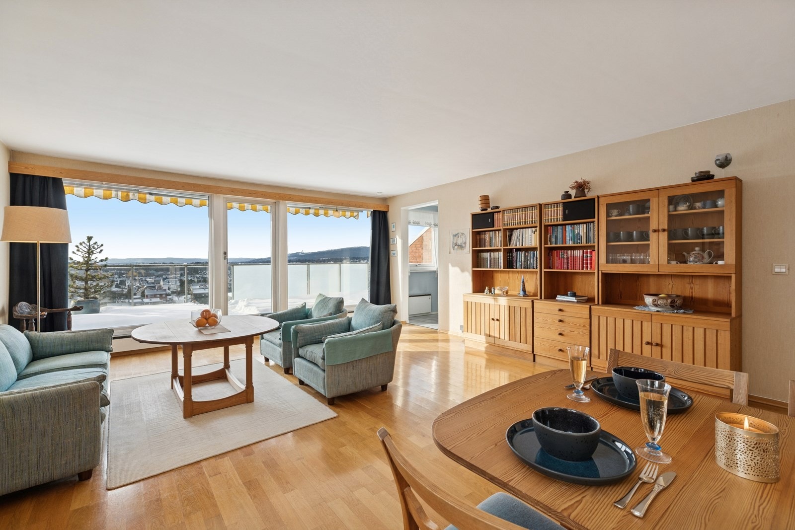 En romslig 2-roms selveierleilighet med stort potensial. Galleribilde