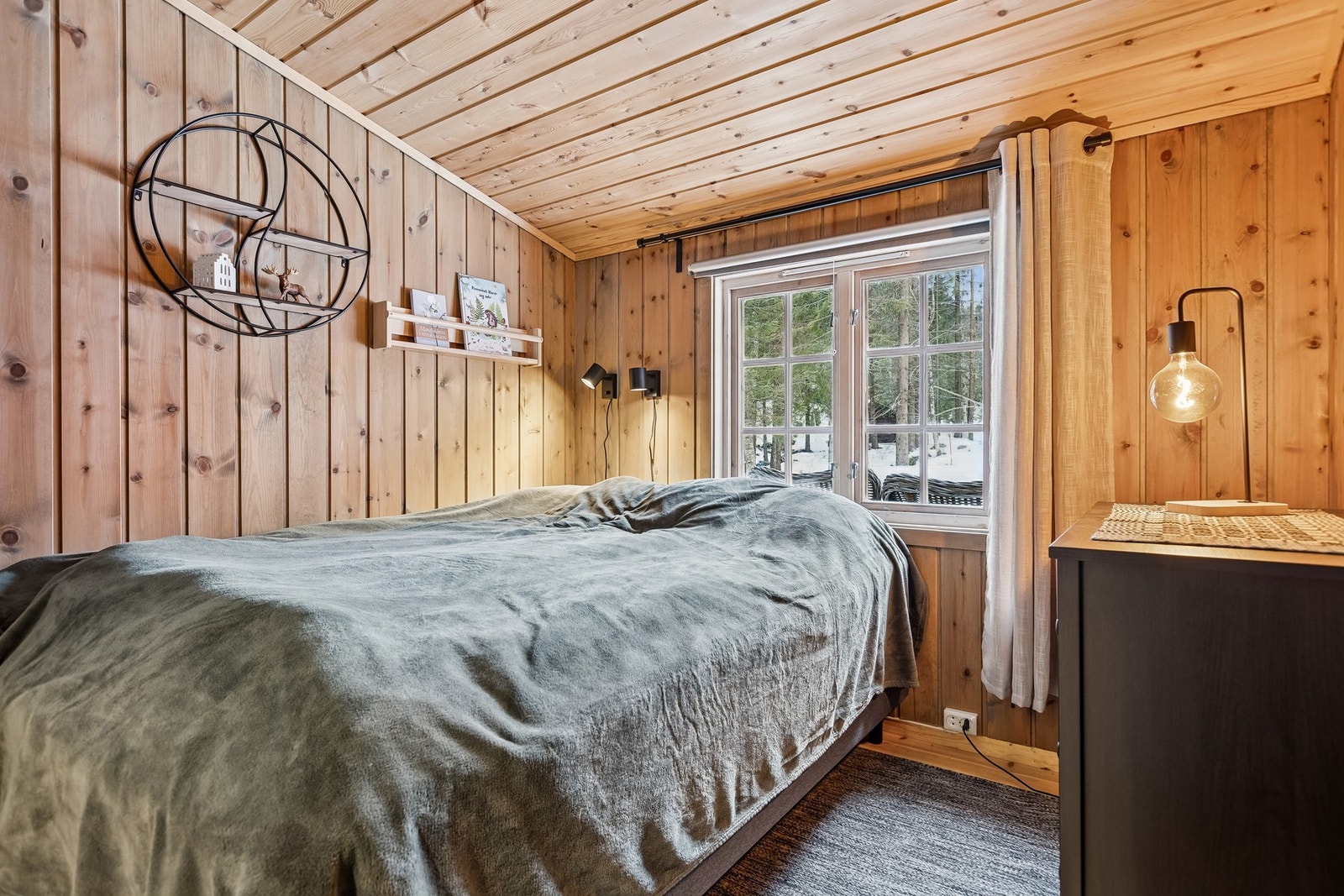 Soverom 1 på 7,4kvm. Galleribilde