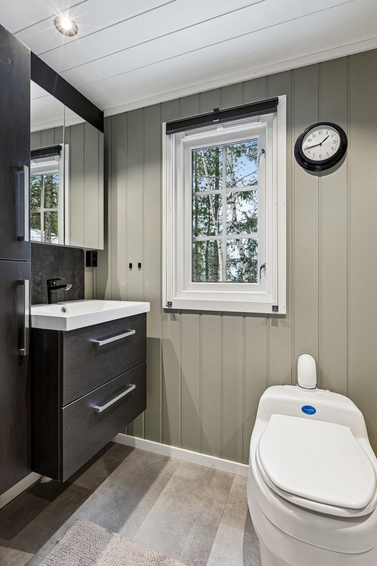 Badet har et moderne uttrykk og er fra 2024. Galleribilde